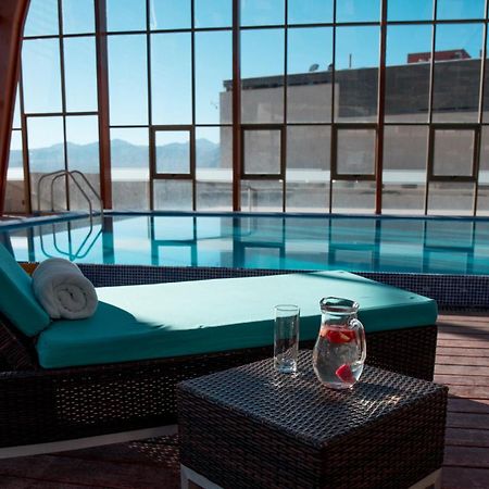 Mds Hotel Calama Esterno foto The swimming pool at the hotel