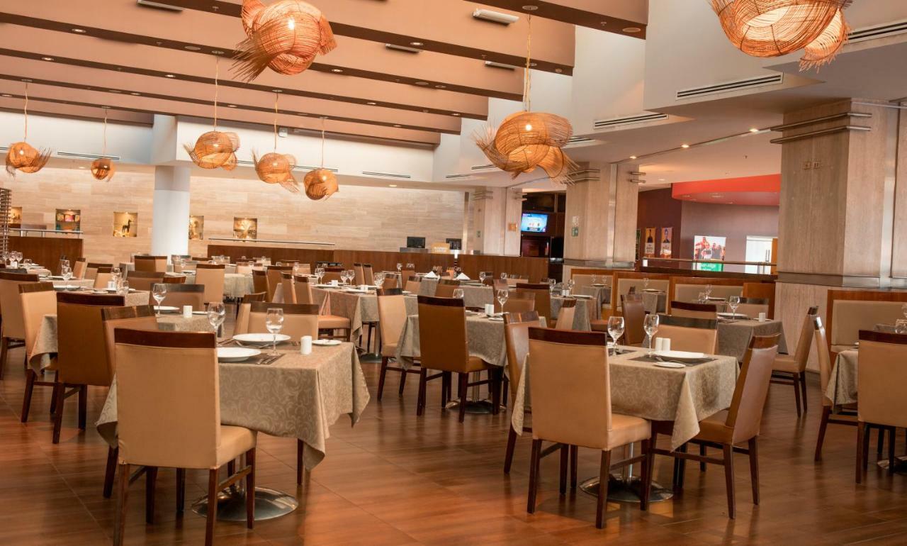 Mds Hotel Calama Esterno foto Restaurant in the hotel